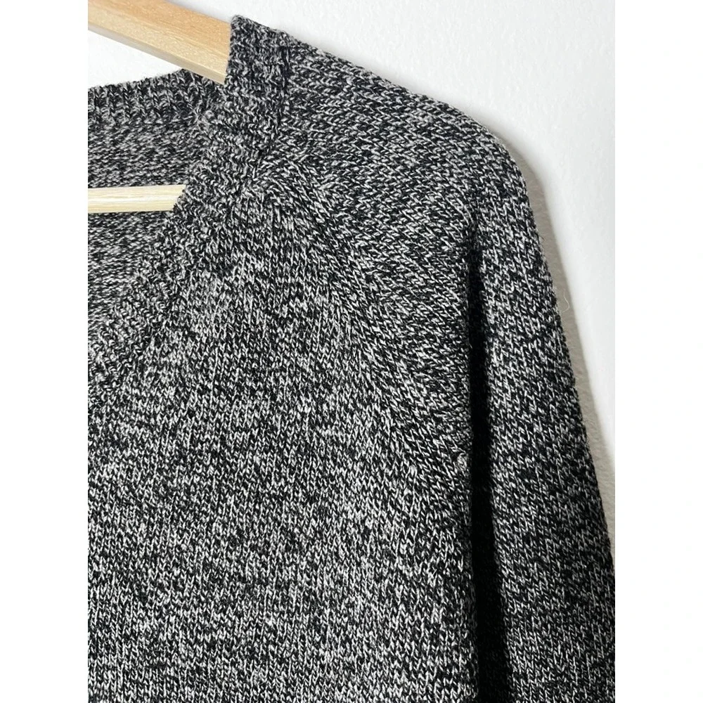 J. Crew Men's Lambswool V-Neck Slim Fit Sweater Gray Pullover Knit size large